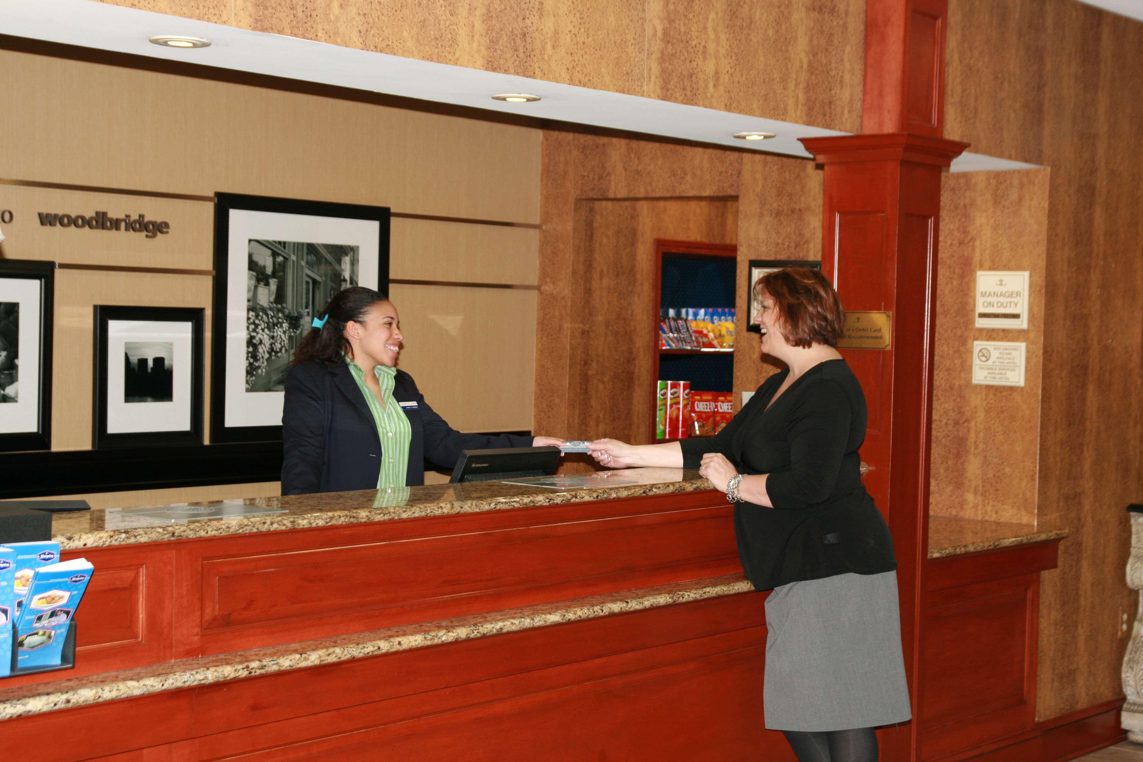 Hampton Inn Woodbridge Interior photo